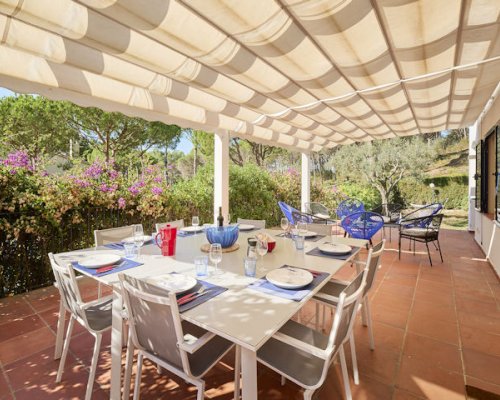 Top Ferienhaus mit Pool Costa Brava Spanien mieten