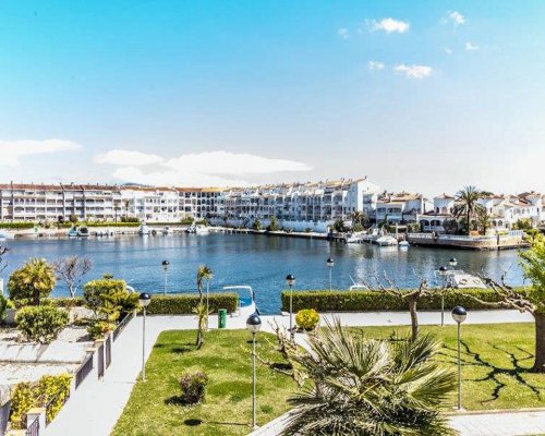 Appartements mit Schwimmbad in Empuriabrava