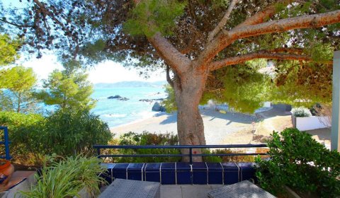 LA 229 Modern holiday home for 6 persons on Les Tonyines beach near Llança on the Costa Brava