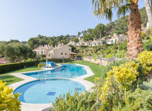 Spanien Ferienhaus mit Schwimmbad mieten