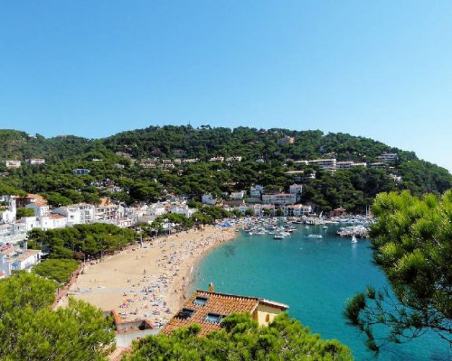 Costa Brava apartments by the sea